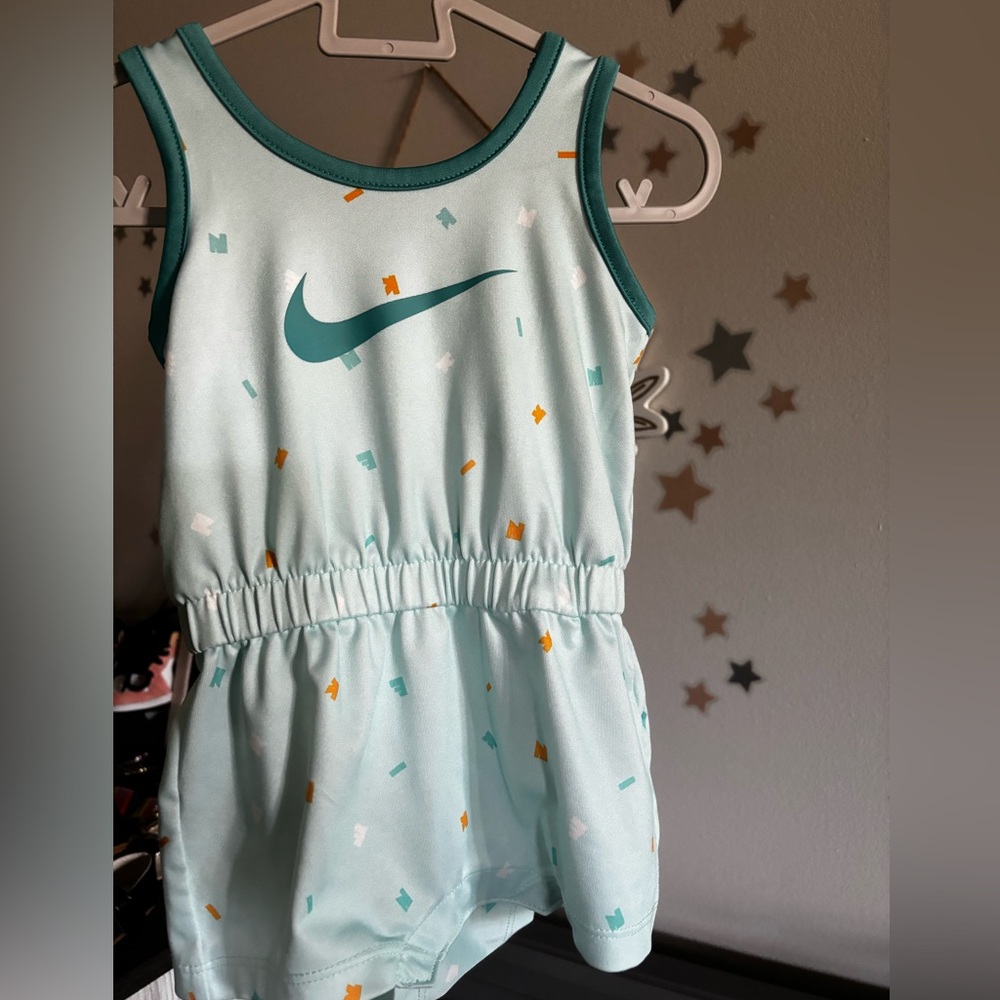 Nike romper